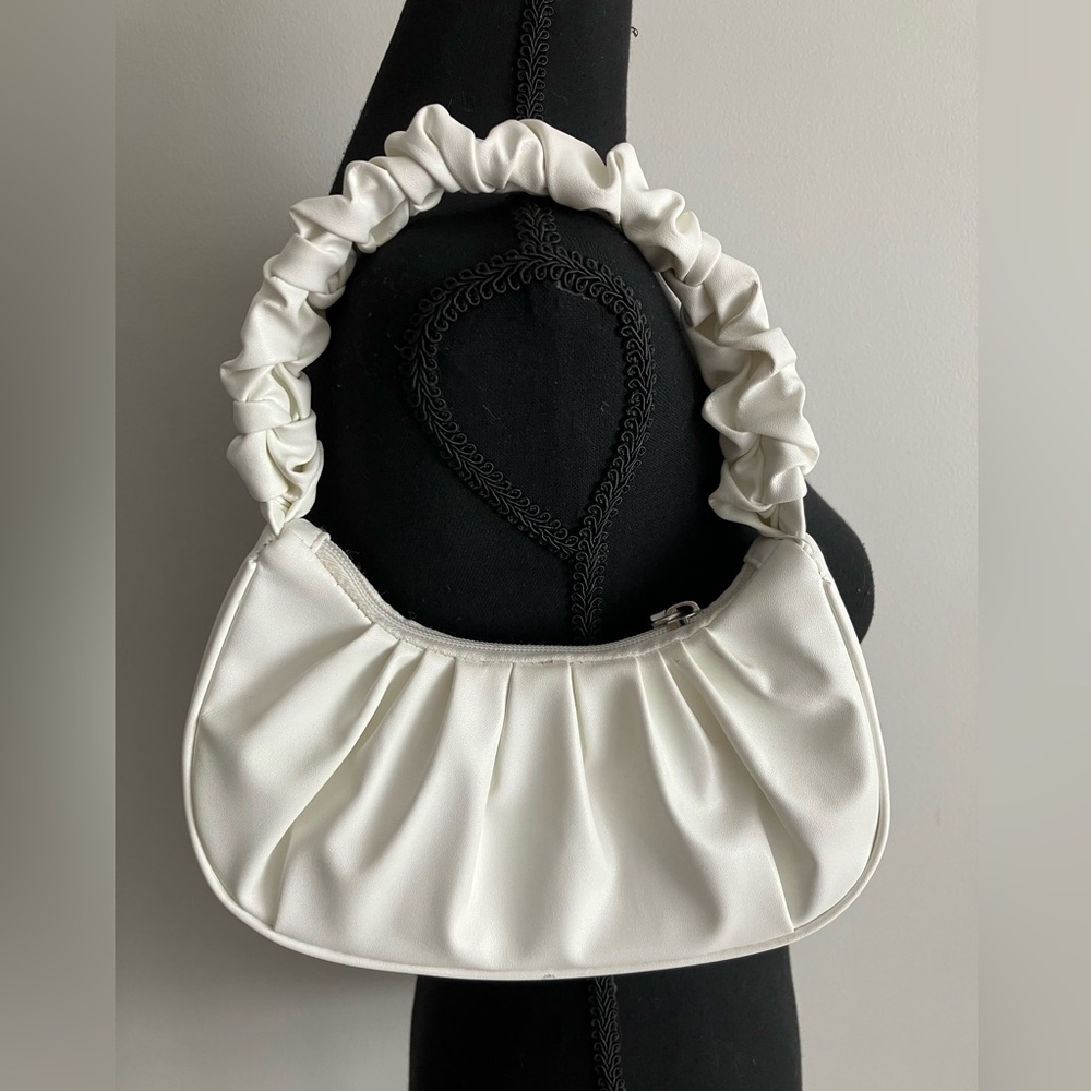 H&M White Ruched Handle Bag